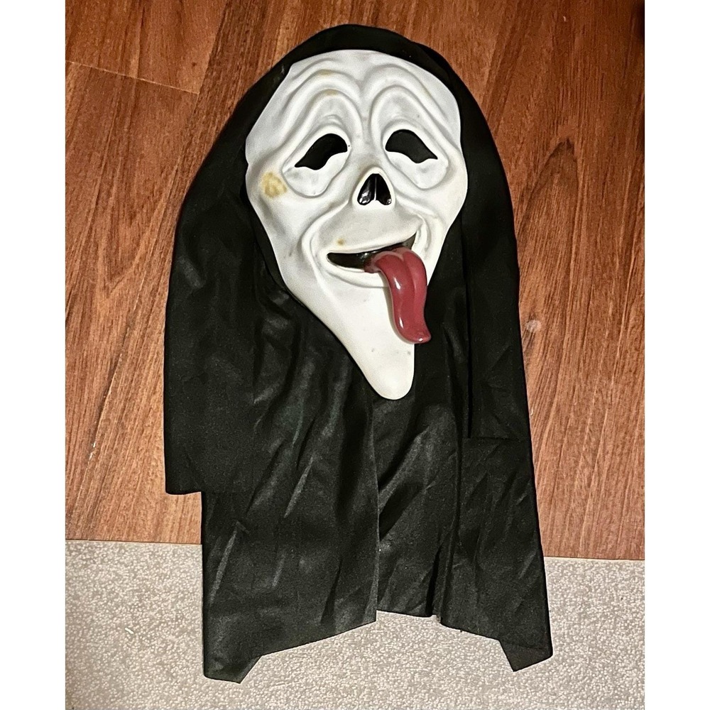 Scream Mask Tongue Out Ghost Face Easter Unlimited Fun World Wassup Scary Movie